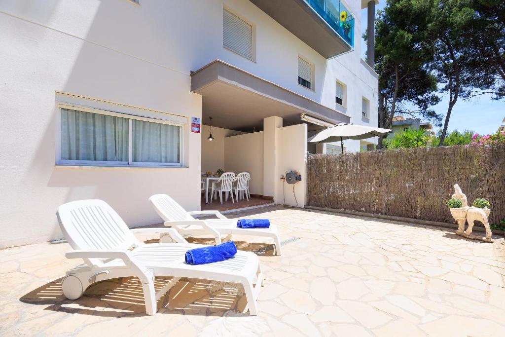 UHC GOLDEN PINEDA APARTMENTS - 4