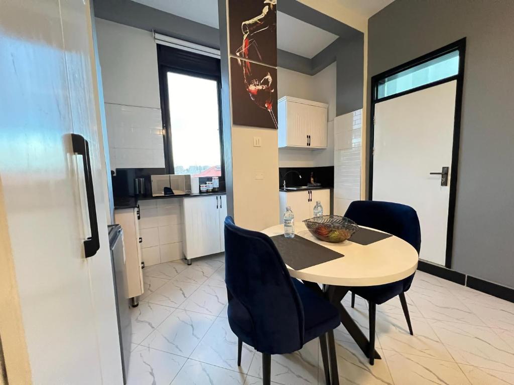 C&C Studio Apartments, Kampala