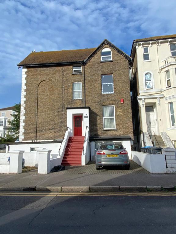 Beach View Apartments, Margate photo 7