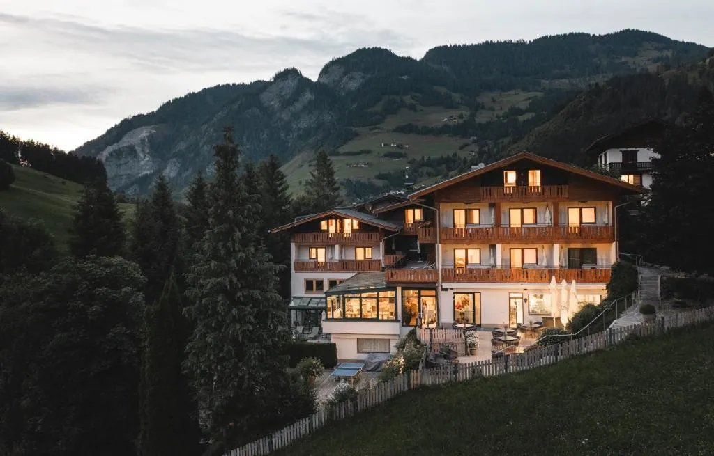 Genusshotel Fichtenhof, hotel in Grossarl