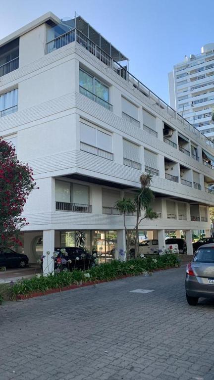 Toliman, Punta del Este