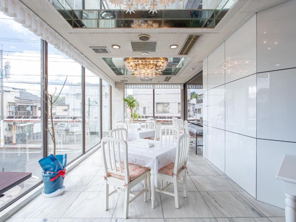 Tabist New World Hotel