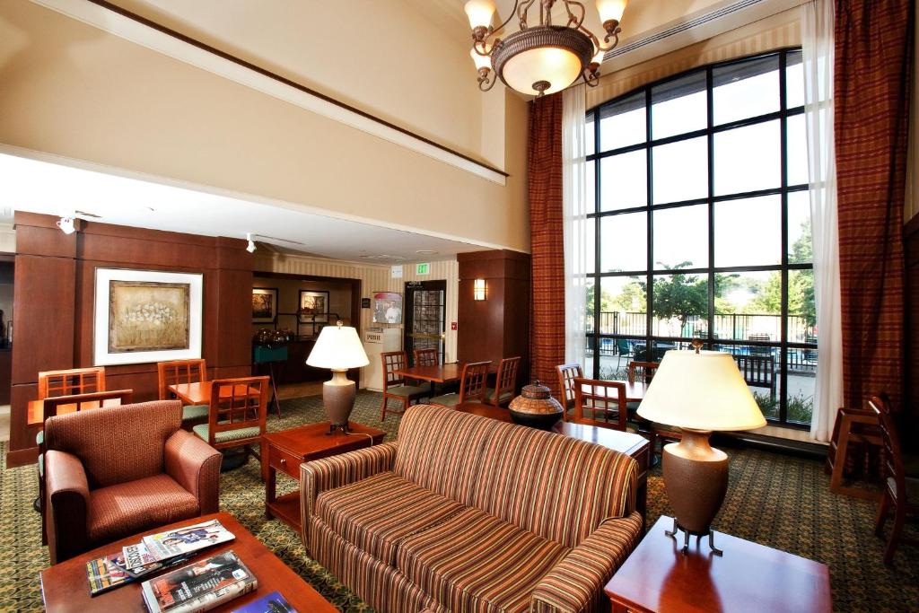 Staybridge Suites Indianapolis-Airport By IHG 外観