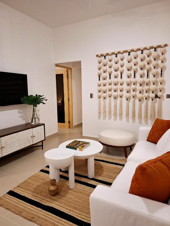 Atlantic Paradise Cabrera, Arroyo Azul