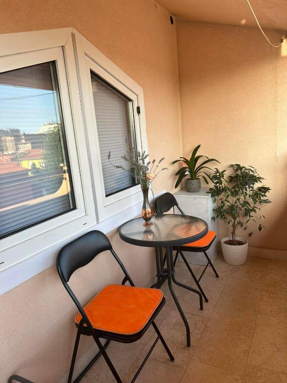 Apartment studio Rosi 1, with free public parking in a quiet location, Pula