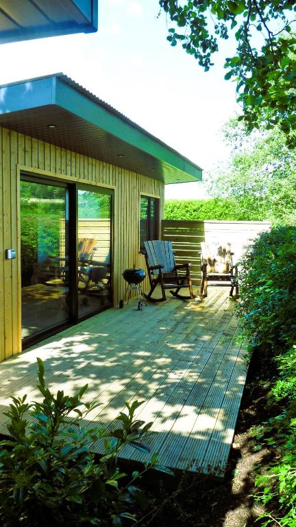 An Garraí Mór, Omagh