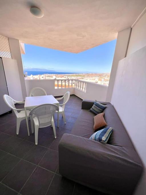 ROCKIN' VIEW COSTA ADEJE - 2 br, great terrace, parking, pool - 2