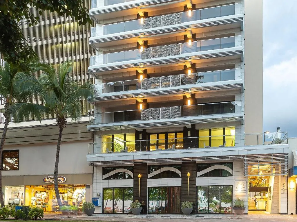 ESPACIO THE JEWEL OF WAIKIKI，位于檀香山的酒店