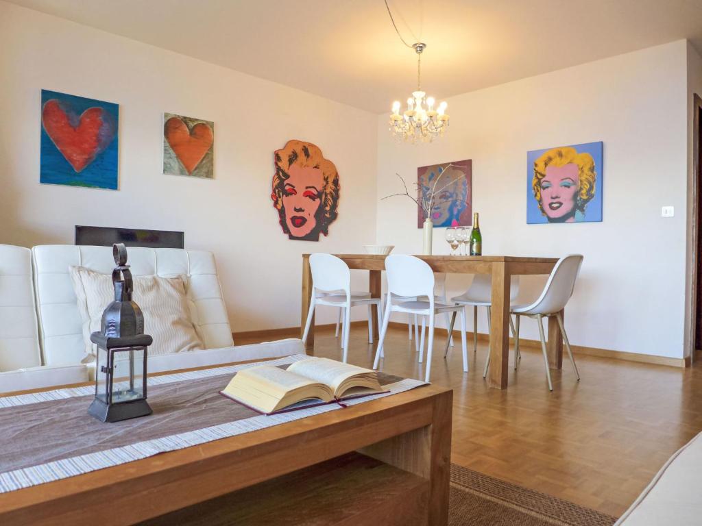 Apartment Eden Roc 56 by Interhome - 4