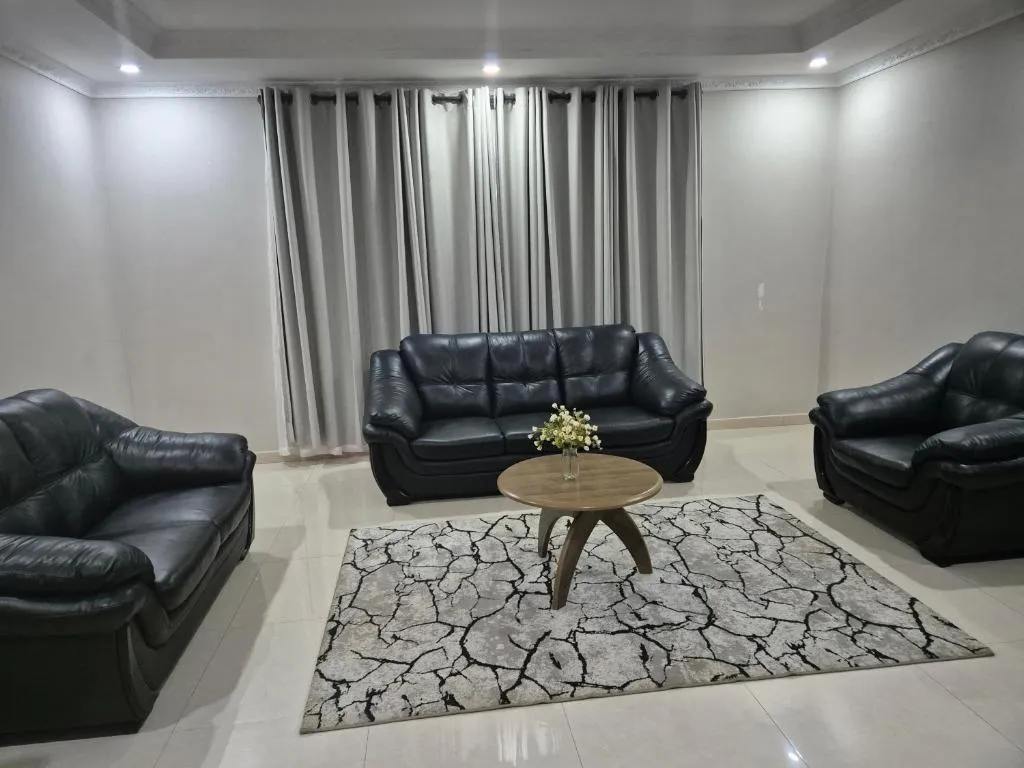JC Apartments, hotel in Ndola