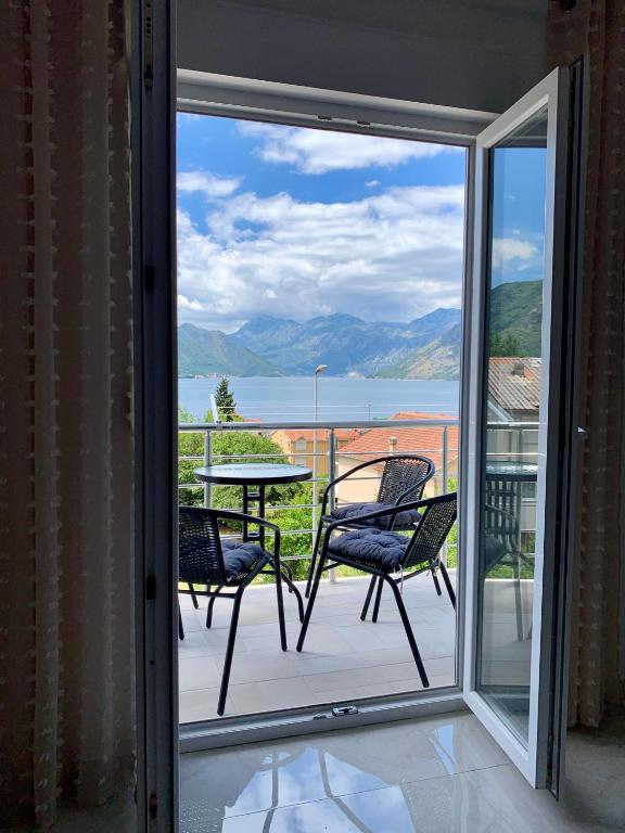 Star apartment, Kotor