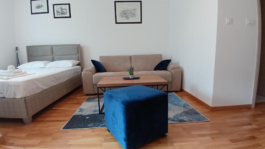 Lux studio Blue - 4