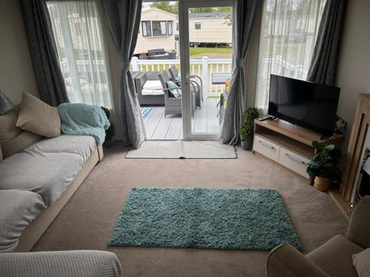 53A Kingfisher Court, Tattershall Lakes photo 2