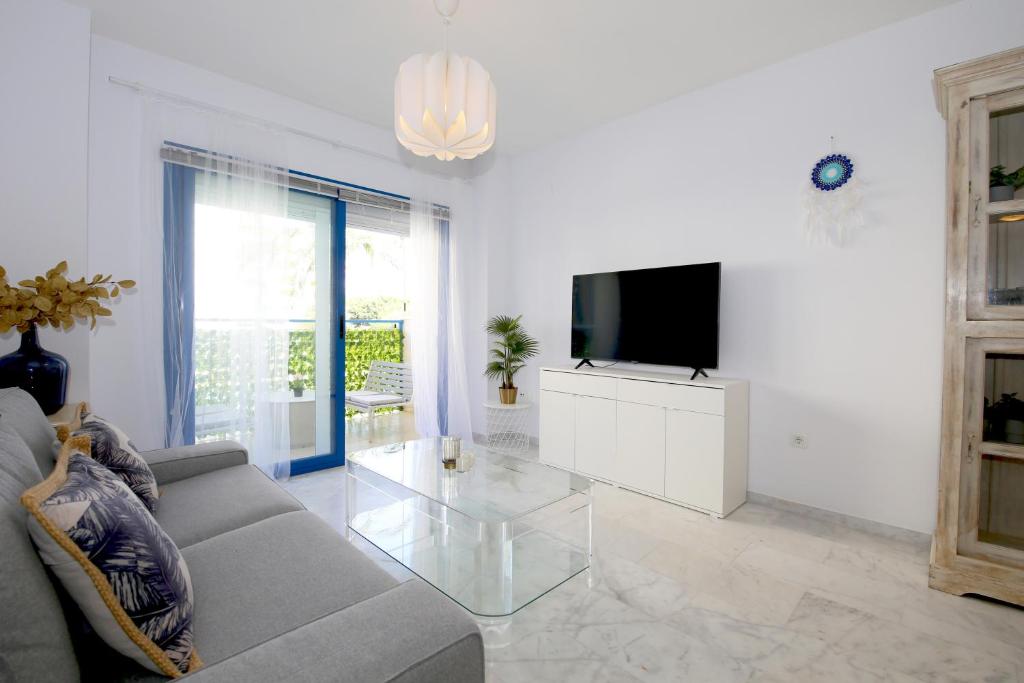 Estepona Centre Apartment TULIPA - 3