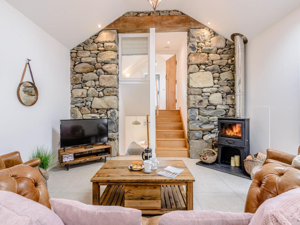 2 Bed in Aberdovey 75026, Llwyngwril