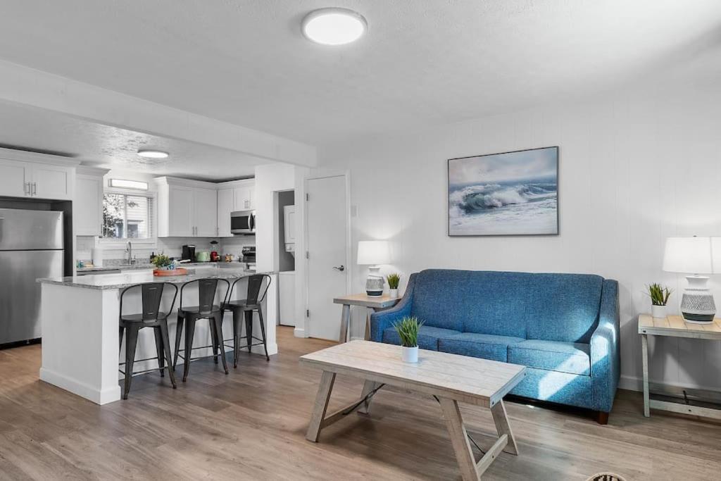 Azul Condos IV by myBeach Vacation Rentals, Myrtle Beach