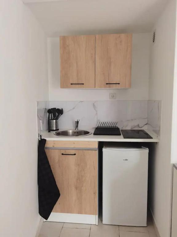 Studio 1 - Métro Europe Rouen, Rouen