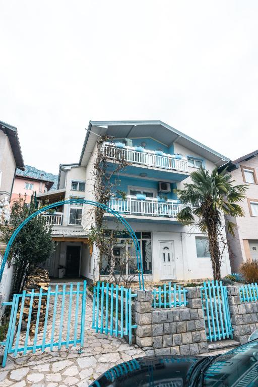 Tabia Condo, Ljubuški