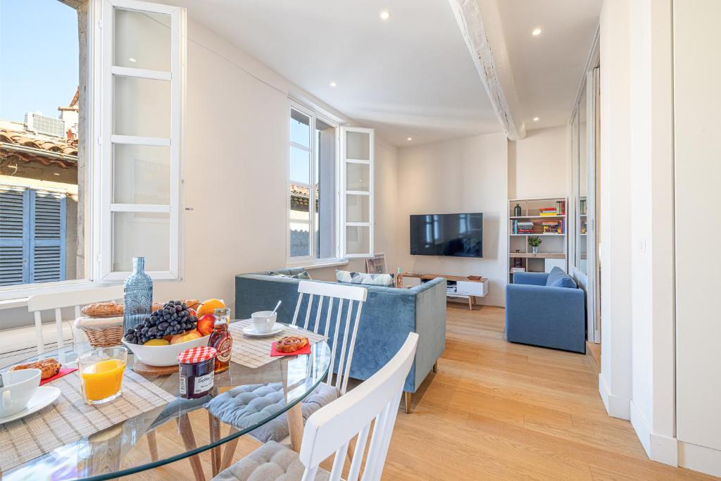 Apartment Matisse 100m Near The Sea - Happy Rentals - 1