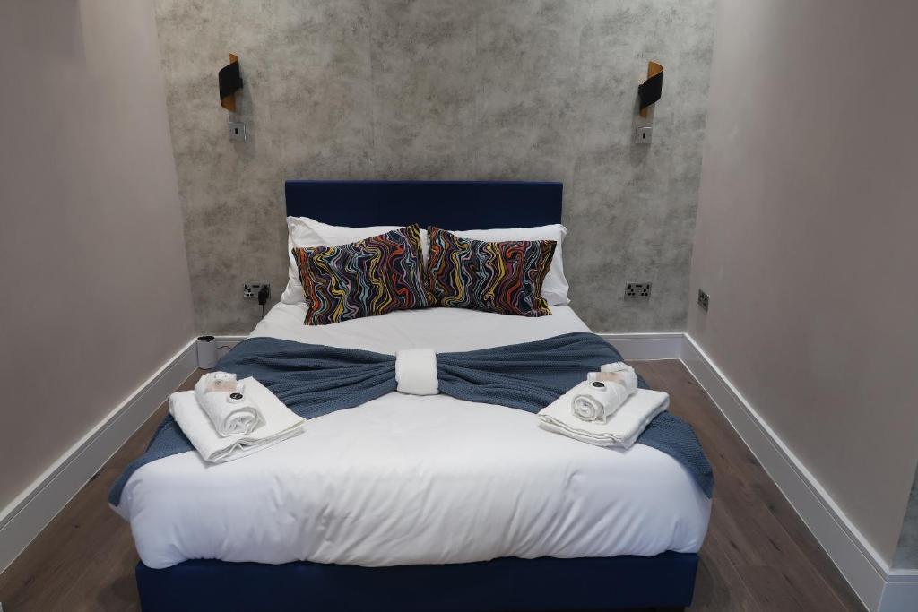 Quaint Retreat In The Historic District Local, Sherborne