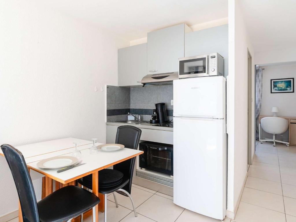 Studio cabine climatisé près de la plage avec parking à Narbonne - FR-1-409-274 - 4