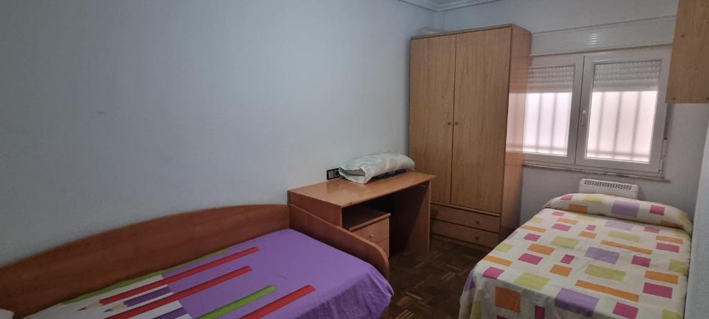 Apartamentos Salamanca Plaza Del Oeste 4 dormitorios, 2 baños , Parking - 3