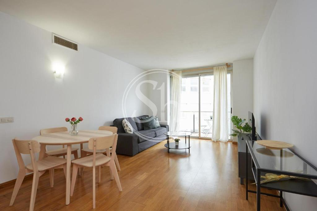Modern Urban Stay Close to Sants Barcelona