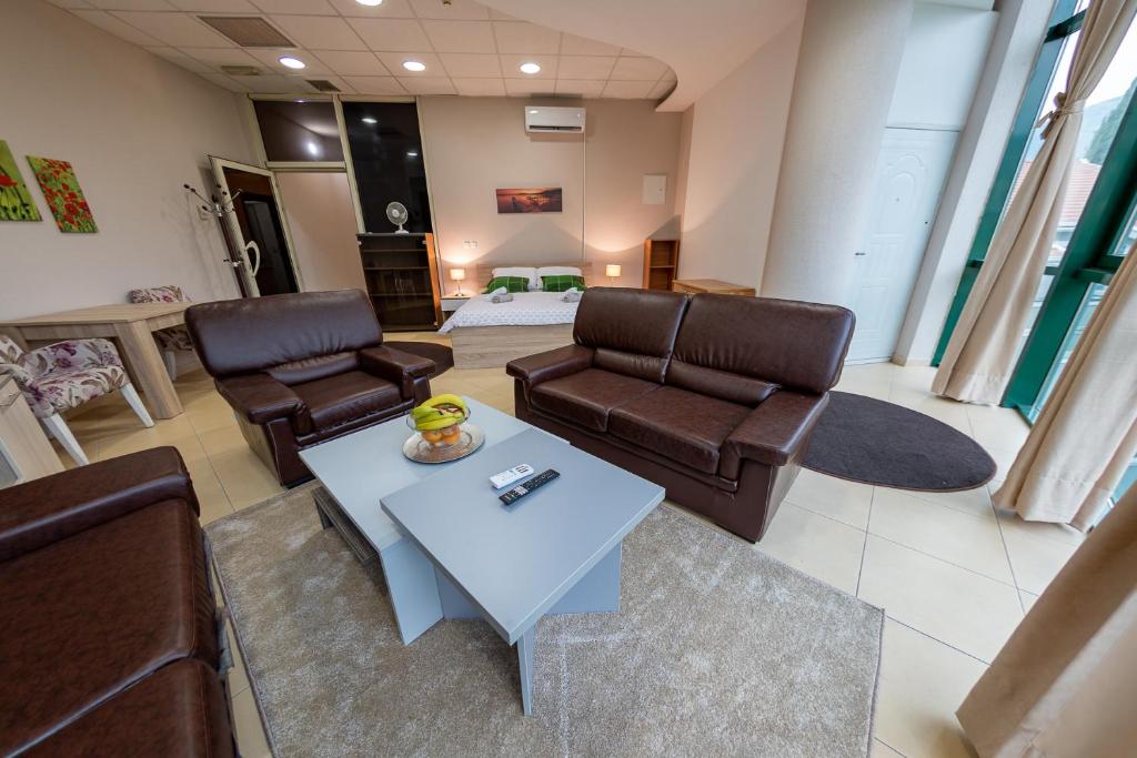Aura Central Apartment - 3
