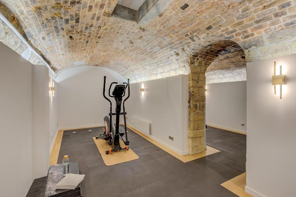 Peaceful Getaway near Marais - with AC - 5
