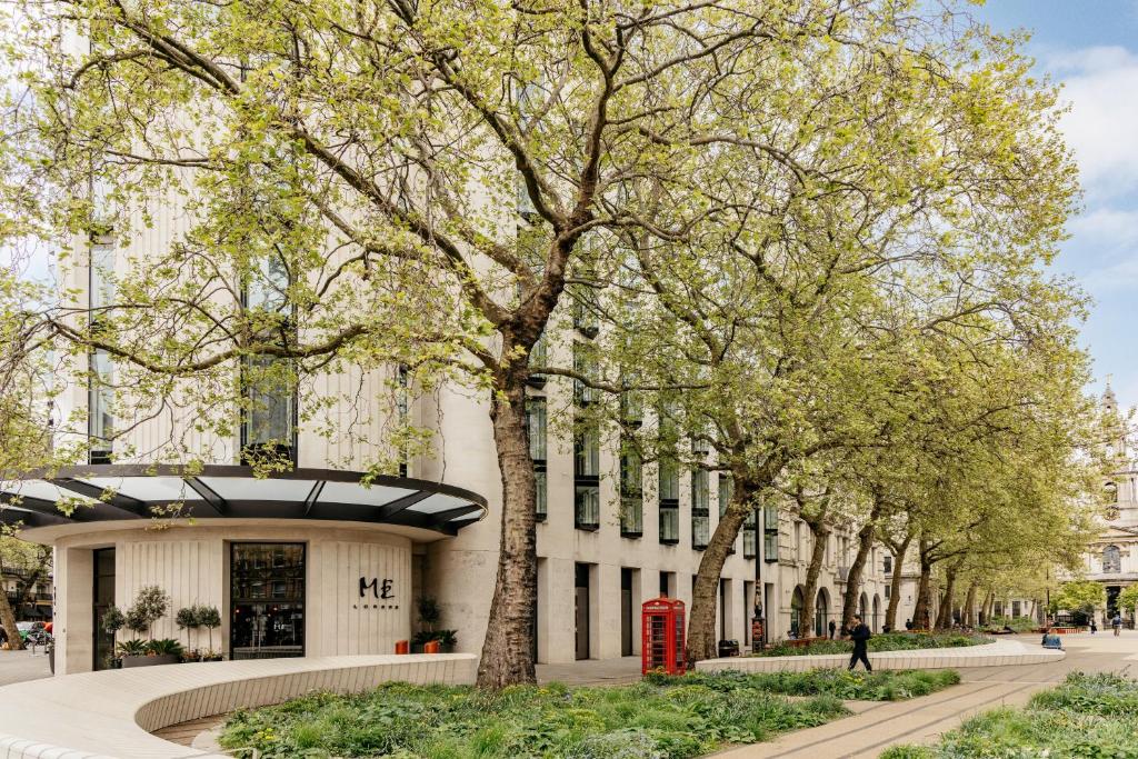 London ME London Hotel Additional