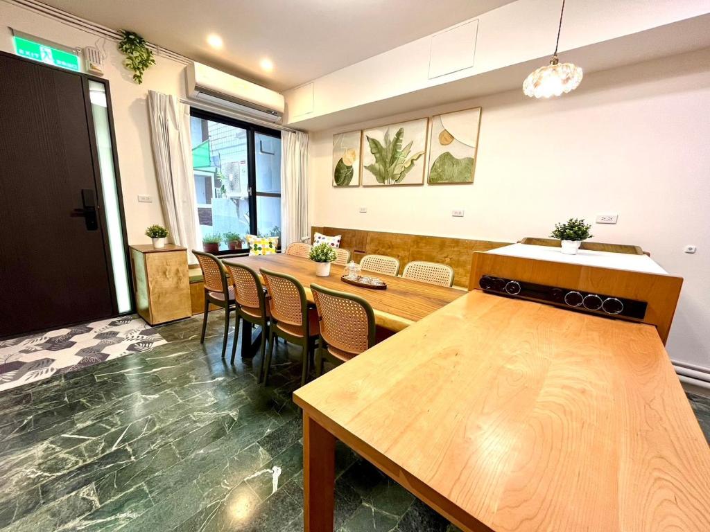 KFT Guesthouse-預定後聯繫匯款再保留 台南可包棟民宿 依入住人數 床位數開放房型配置計價 非開放全部房型 可接受再訂房
