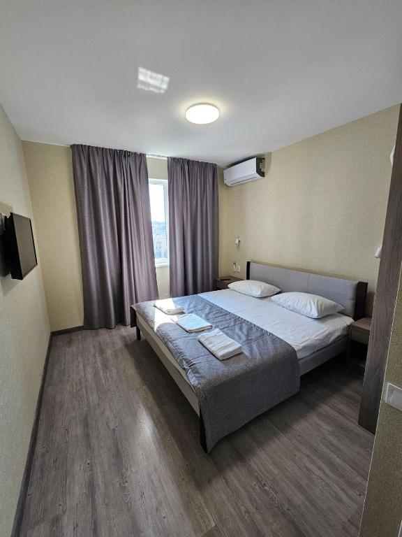 Mansarda Iris, Kyjev