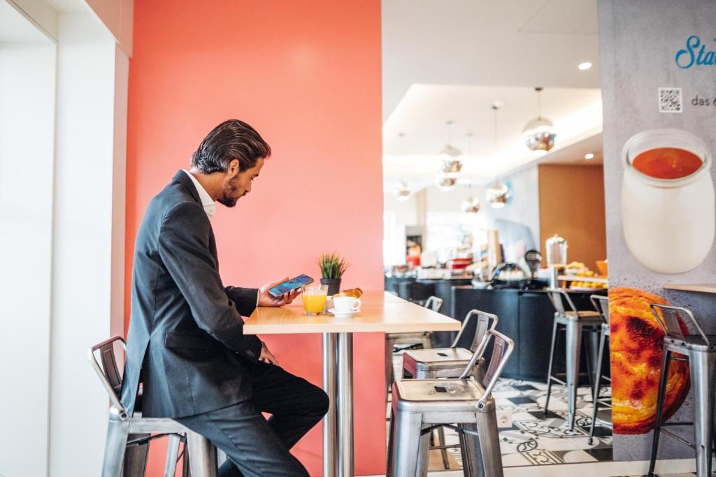 อาหารและเครื่องดื่ม