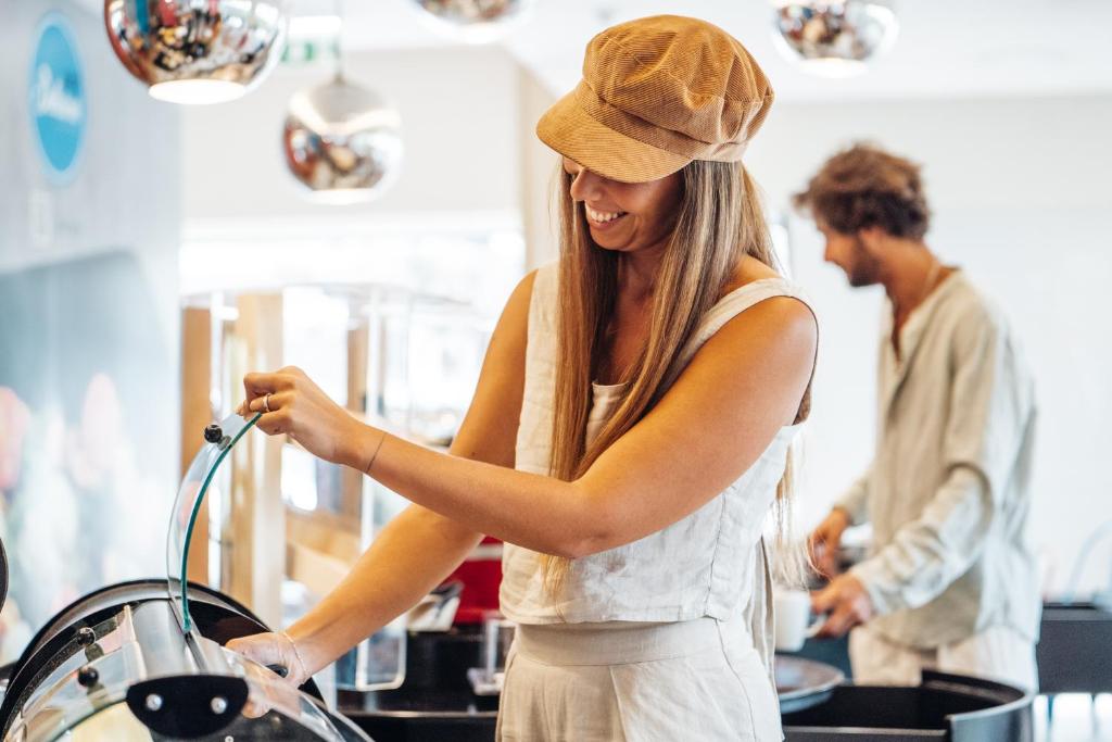 อาหารและเครื่องดื่ม