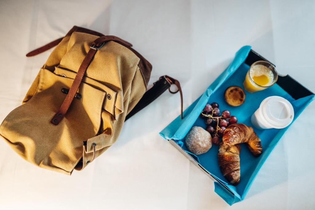 อาหารและเครื่องดื่ม