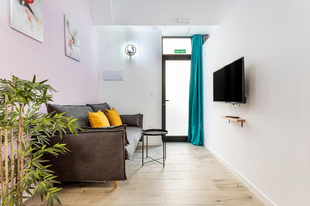 Marie Curie Flats, Lovely Loft - 3