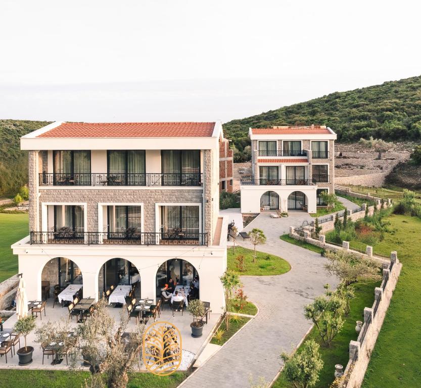 Carolea Villas - Boutique Hotel & Villas - 2