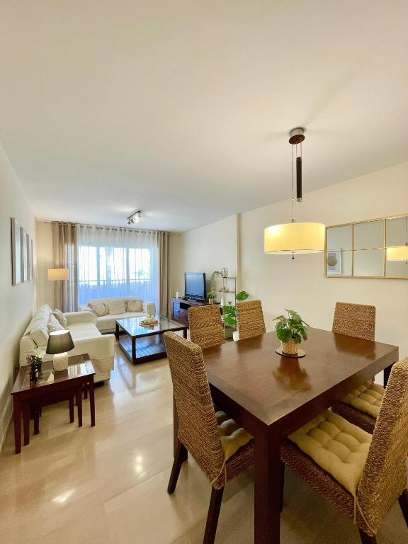 Bonito apartamento en Denia con piscina y vistas - 4