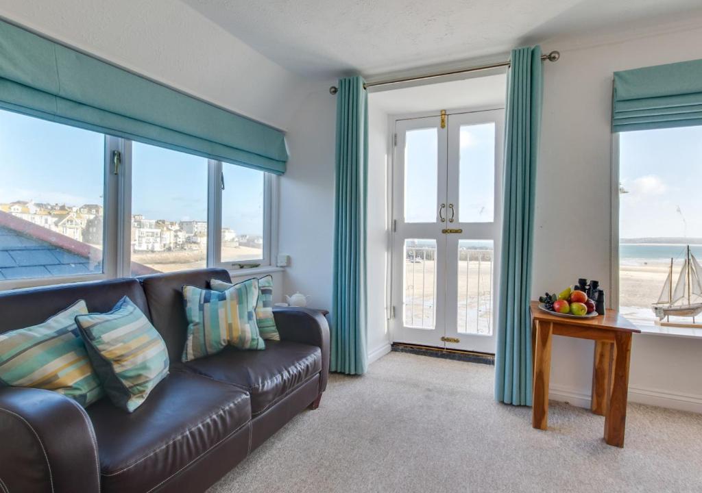 1 Copper Kettle Apartment, St Ives