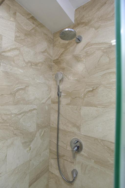 Luxury apartment with 2 rooms in hotel Tre canne - 5