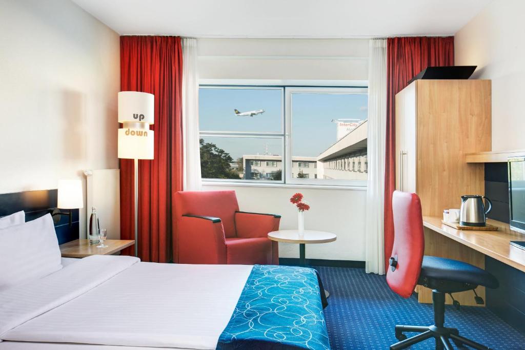 Intercityhotel Frankfurt Airport Park Sleep & Fly www.agoda.com