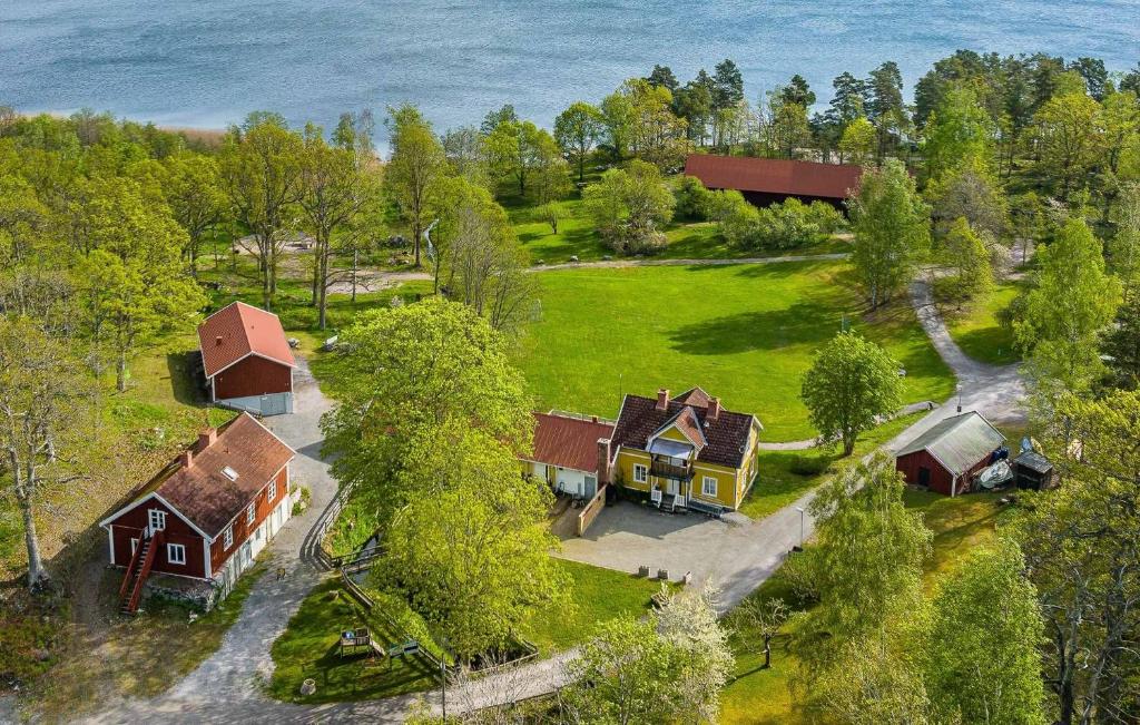 Marsbäckens lägergård, Västervik