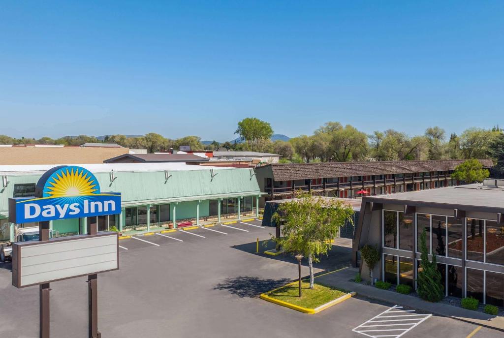 Days Inn by Wyndham Klamath Falls, Klamath Falls