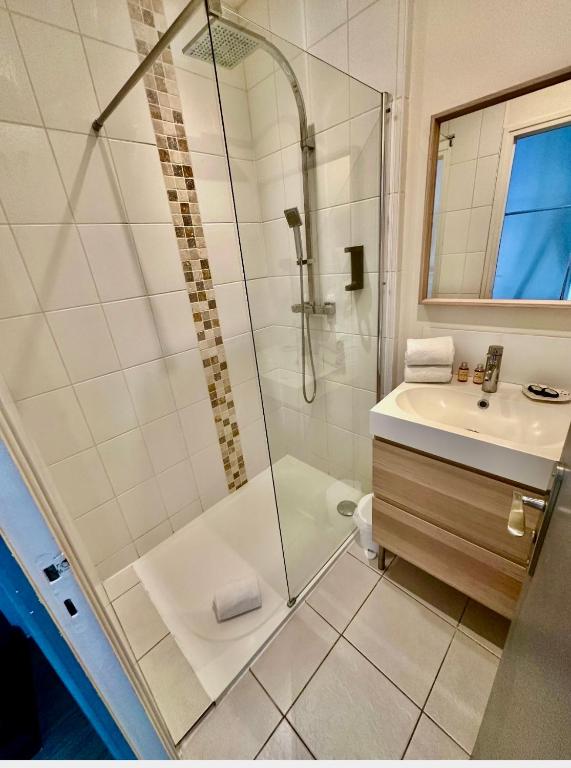 Le Duplex ou l'Appart d'Agnès" - 2