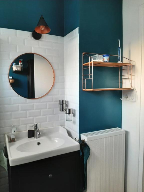 chambre dans maison place du commando, bord de mer - 2