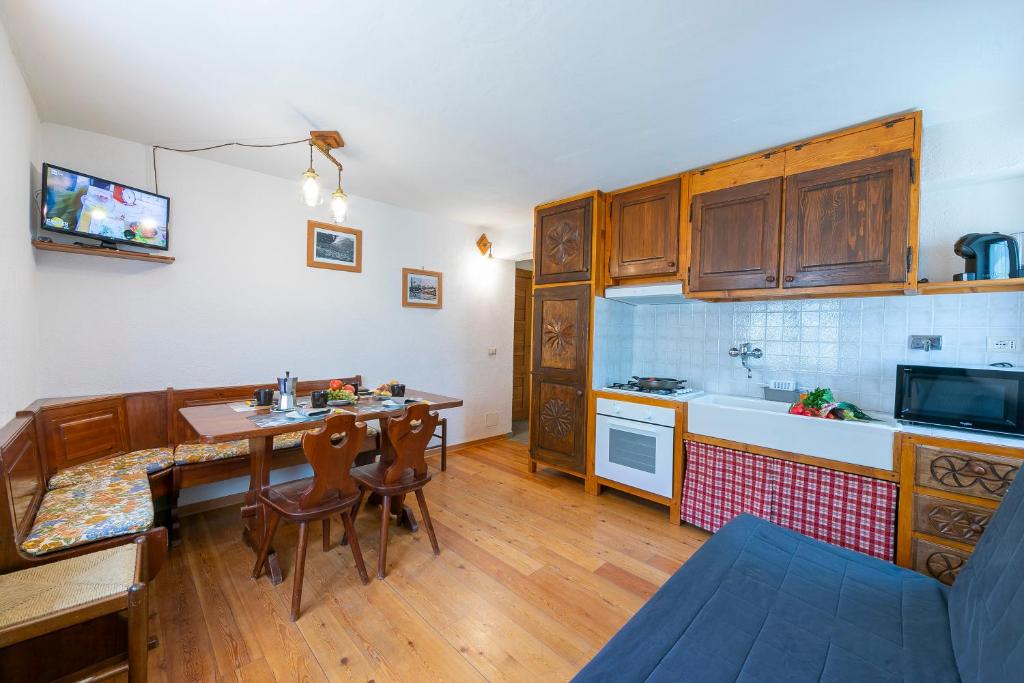 Miramonti 21 Ski In - Ski Out - Happy Rentals, Sauze dʼOulx