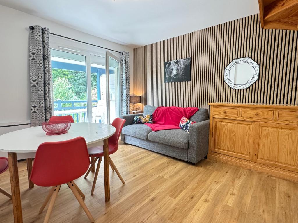 T3 duplex 6 couchages parking et balcon sud, Cauterets