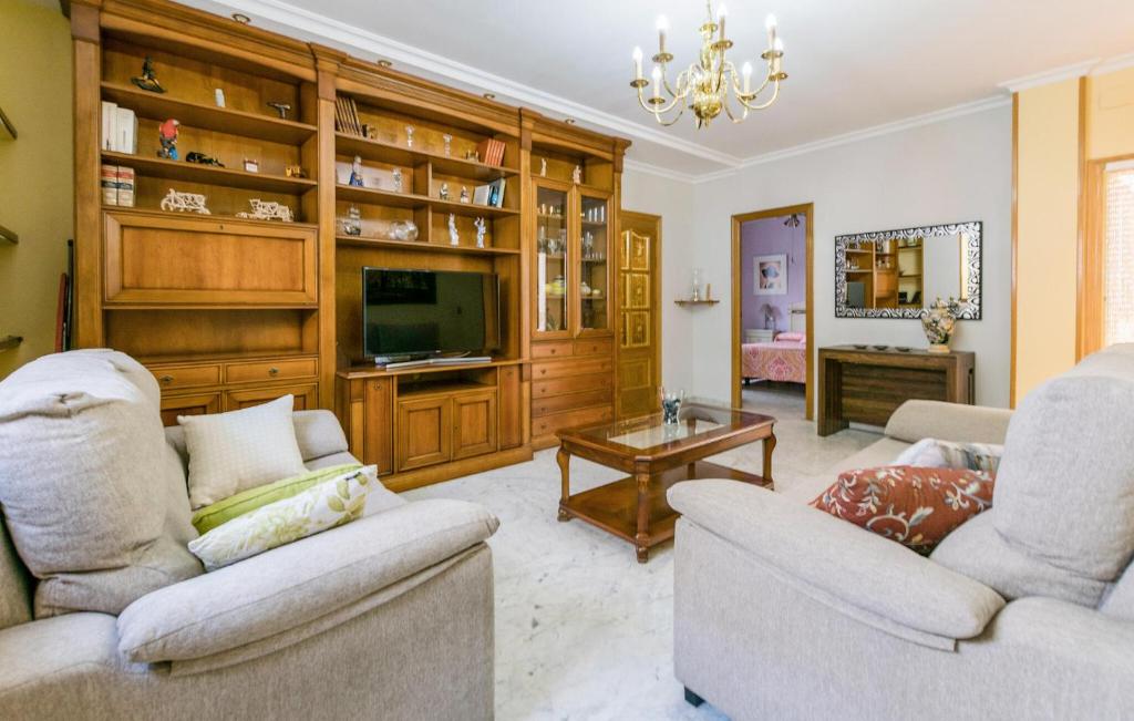 1 Bedroom Awesome Apartment In Sevilla - 3