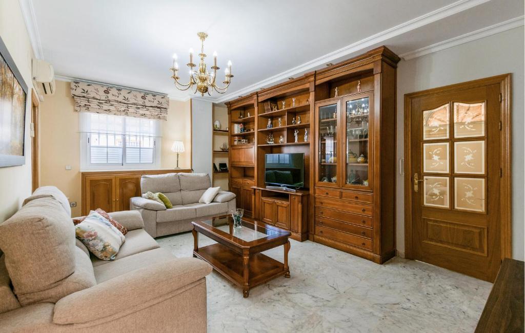 1 Bedroom Awesome Apartment In Sevilla - 4