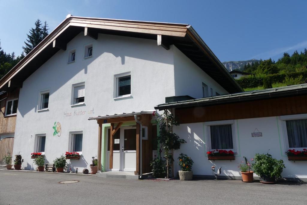 Ferienwohnungen Haus Kunterbunt - 2